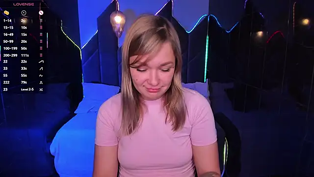 BellaDreamy online show from 10/17/25, 05:21