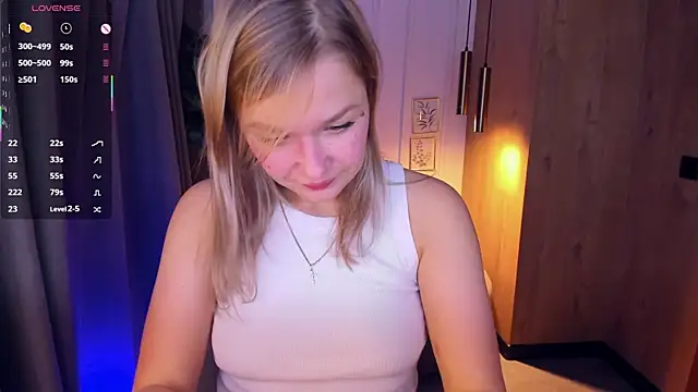 BellaDreamy online show from 10/18/25, 05:32