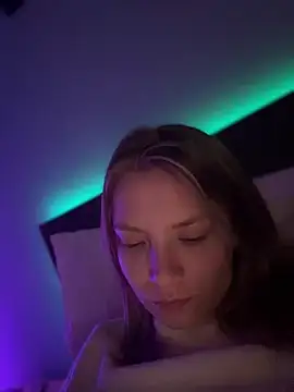 Snapshot of AnastasiaAniess chatting on 01/04/25, 09:52 AnastasiaAniess online show from 01/04/25, 09:52