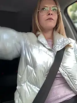 Snapshot of AnastasiaAniess chatting on 01/05/25, 11:48 AnastasiaAniess online show from 01/05/25, 11:48