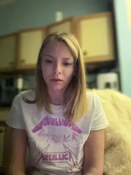 Snapshot of AnastasiaAniess chatting on 01/17/25, 04:17 AnastasiaAniess online show from 01/17/25, 04:17