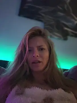 Snapshot of AnastasiaAniess chatting on 02/12/25, 08:50 AnastasiaAniess online show from 02/12/25, 08:50