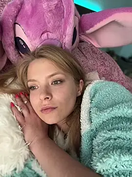 Snapshot of AnastasiaAniess chatting on 02/16/25, 03:05 AnastasiaAniess online show from 02/16/25, 03:05