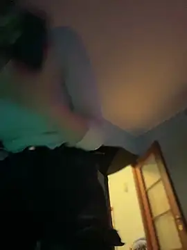 Snapshot of AnastasiaAniess chatting on 02/23/25, 09:05 AnastasiaAniess online show from 02/23/25, 09:05