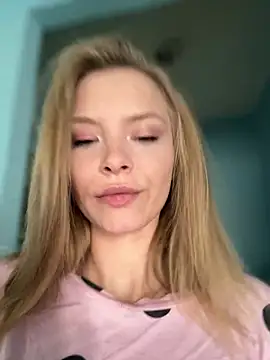 Snapshot of AnastasiaAniess chatting on 02/24/25, 10:48 AnastasiaAniess online show from 02/24/25, 10:48