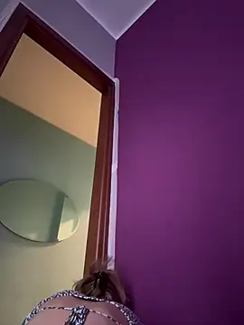 Snapshot of AnastasiaAniess chatting on 03/01/25, 04:44 AnastasiaAniess online show from 03/01/25, 04:44