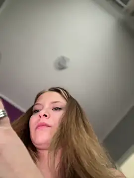 Snapshot of AnastasiaAniess chatting on 03/09/25, 01:26 AnastasiaAniess online show from 03/09/25, 01:26