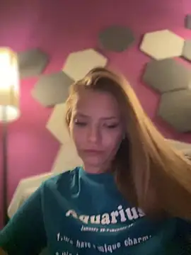 Snapshot of AnastasiaAniess chatting on 03/11/25, 08:53 AnastasiaAniess online show from 03/11/25, 08:53