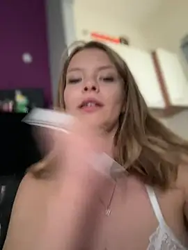 Snapshot of AnastasiaAniess chatting on 03/15/25, 02:45 AnastasiaAniess online show from 03/15/25, 02:45