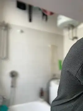 Snapshot of AnastasiaAniess chatting on 03/17/25, 10:38 AnastasiaAniess online show from 03/17/25, 10:38