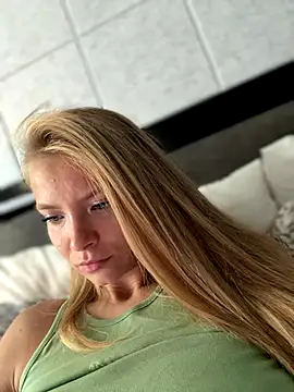 Snapshot of AnastasiaAniess chatting on 10/07/25, 09:50 AnastasiaAniess online show from 10/07/25, 09:50