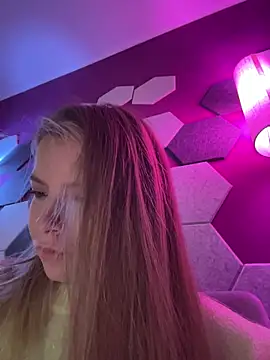 Snapshot of AnastasiaAniess chatting on 11/10/25, 06:34 AnastasiaAniess online show from 11/10/25, 06:34