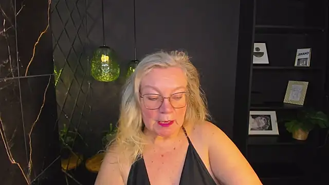 NataliMellow online show from 10/21/25, 01:12