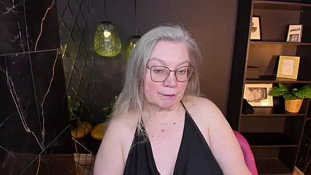 NataliMellow online show from 04/10/26, 01:27