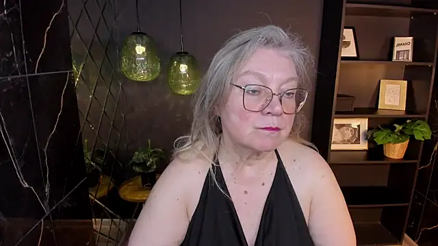 NataliMellow online show from 05/17/26, 01:18