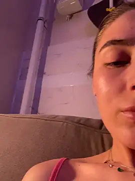 Snapshot of so_cutes chatting on 09/14/25, 08:08 so cutes online show from 09/14/25, 08:08