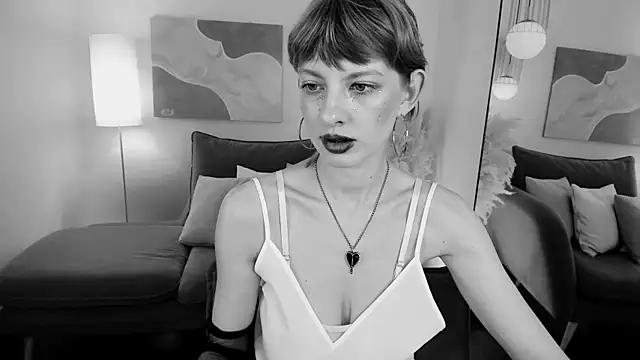 Snapshot of RubySoft chatting on 10/31/25, 08:54 RubySoft online show from 10/31/25, 08:54