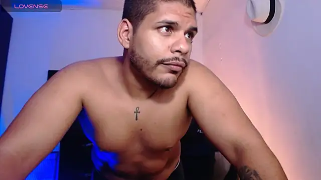 Snapshot of starguy_28 chatting on 03/19/25, 04:36 starguy 28 online show from 03/19/25, 04:36