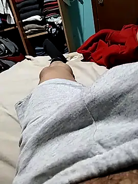 gusaven online show from 04/28/26, 07:24