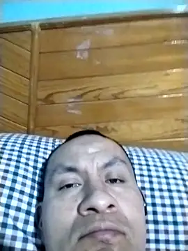 gusaven online show from 04/29/26, 07:23