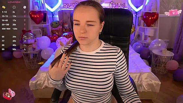 FoxyShy online show from 02/13/25, 12:54