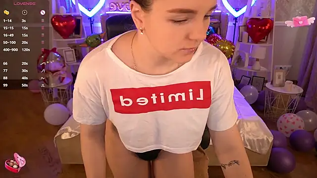 FoxyShy online show from 02/19/25, 12:55