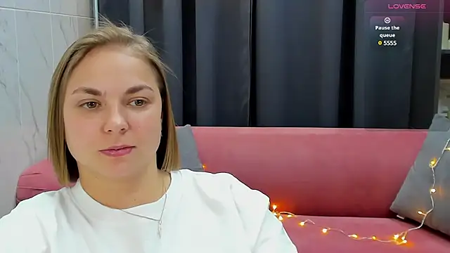 TataArdent online show from 01/14/25, 02:19