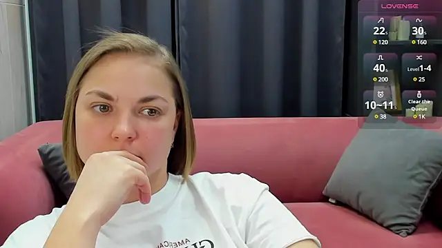 TataArdent online show from 02/25/25, 02:25