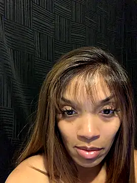 Snapshot of Rakiyahcharms chatting on 09/22/25, 06:32 Rakiyahcharms online show from 09/22/25, 06:32