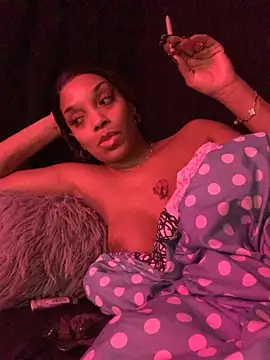 Snapshot of Rakiyahcharms chatting on 11/02/25, 10:28 Rakiyahcharms online show from 11/02/25, 10:28