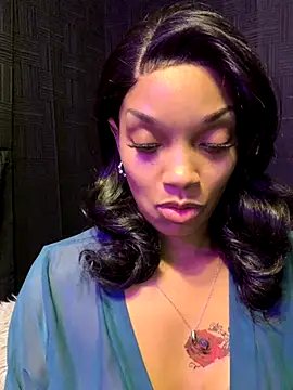 Snapshot of Rakiyahcharms chatting on 11/08/25, 10:59 Rakiyahcharms online show from 11/08/25, 10:59