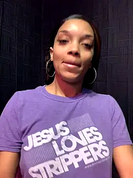 Snapshot of Rakiyahcharms chatting on 11/16/25, 06:13 Rakiyahcharms online show from 11/16/25, 06:13