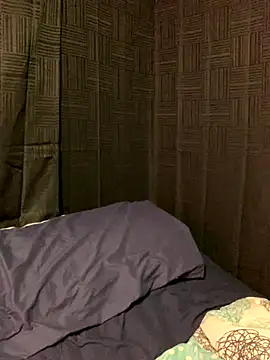 Snapshot of Rakiyahcharms chatting on 11/24/25, 04:23 Rakiyahcharms online show from 11/24/25, 04:23