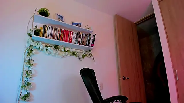 ALLMECANDY online show from 05/28/26, 01:58