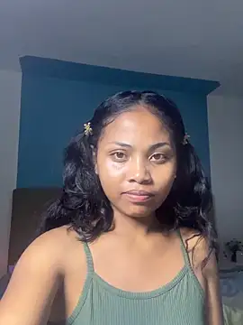 Snapshot of naya86 chatting on 06/17/26, 03:02 naya86 online show from 06/17/26, 03:02