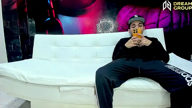 AmazingPartys online show from 02/01/26, 07:45