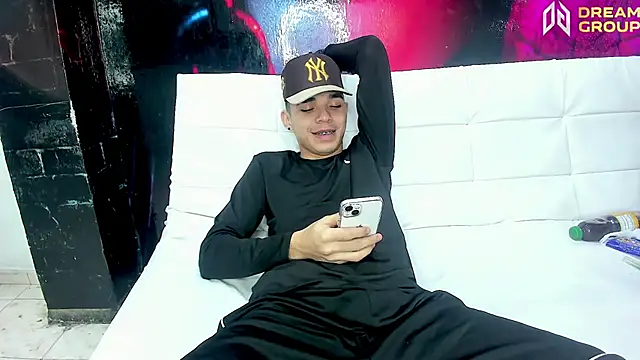 AmazingPartys online show from 03/24/26, 03:00