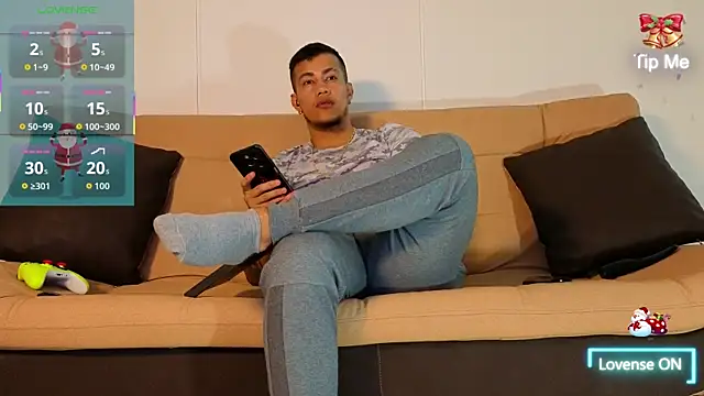 CRAZYBOYLOVE online show from 12/20/25, 11:56