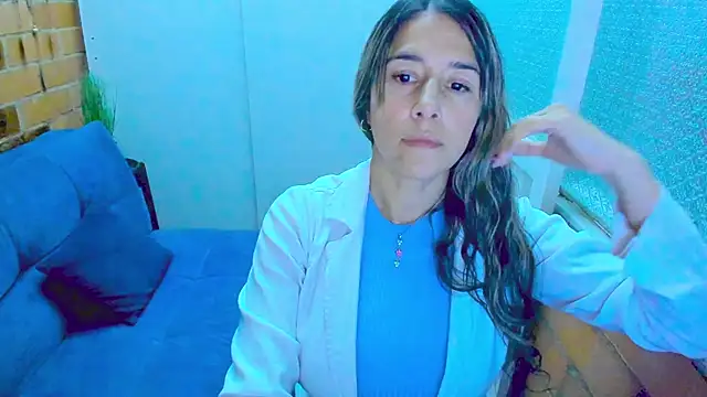 Snapshot of Penelope47 chatting on 12/23/24, 10:23 Penelope47 online show from 12/23/24, 10:23