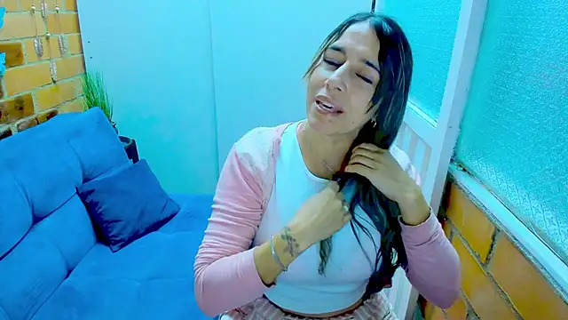 Snapshot of Penelope47 chatting on 02/08/25, 07:05 Penelope47 online show from 02/08/25, 07:05