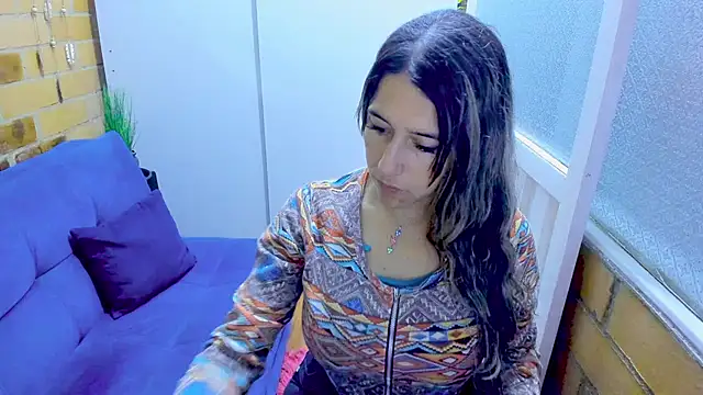 Snapshot of Penelope47 chatting on 03/03/25, 10:10 Penelope47 online show from 03/03/25, 10:10