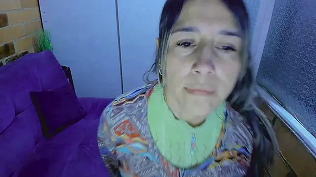 Snapshot of Penelope47 chatting on 03/13/25, 11:59 Penelope47 online show from 03/13/25, 11:59