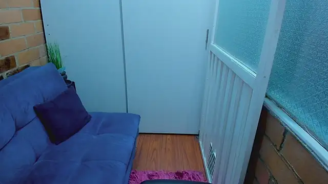 Snapshot of Penelope47 chatting on 03/22/25, 10:04 Penelope47 online show from 03/22/25, 10:04