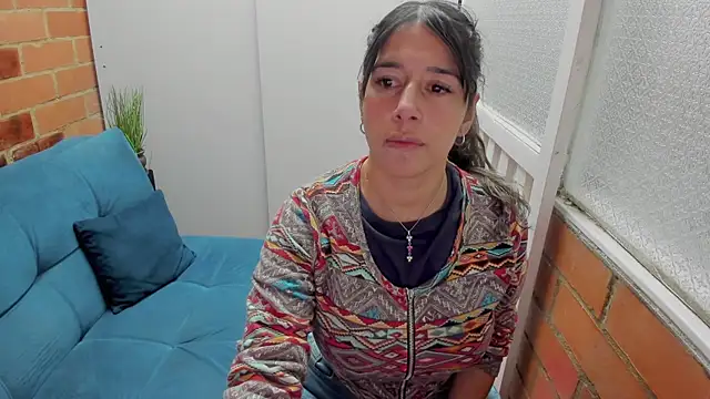 Snapshot of Penelope47 chatting on 10/10/25, 07:35 Penelope47 online show from 10/10/25, 07:35