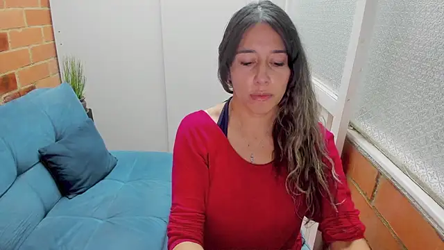 Snapshot of Penelope47 chatting on 11/04/25, 07:13 Penelope47 online show from 11/04/25, 07:13