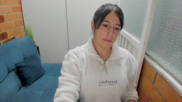 Snapshot of Penelope47 chatting on 11/13/25, 08:19 Penelope47 online show from 11/13/25, 08:19