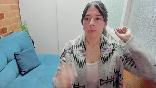 Snapshot of Penelope47 chatting on 11/14/25, 06:50 Penelope47 online show from 11/14/25, 06:50