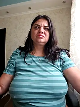 littleRikka online show from 09/30/25, 08:52