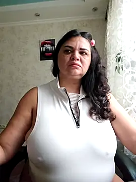 littleRikka online show from 10/10/25, 08:24