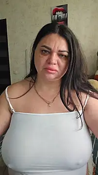 littleRikka online show from 04/06/26, 06:14